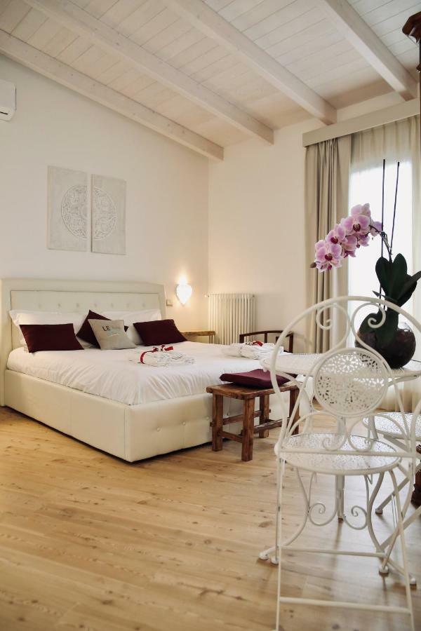 Le Home Rooms Lecce Exterior foto